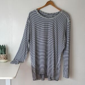 Med Couture Classic Navy and White Striped Shirt Scrubs Long sleeve Top 2XL